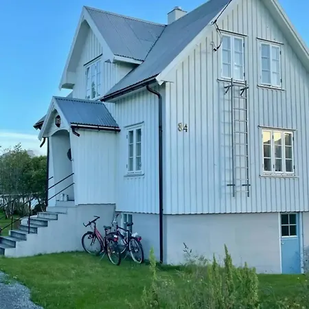 House, Lofoten Feriehus *