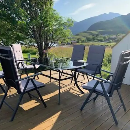 Semesterbostad House, Lofoten Fredvang